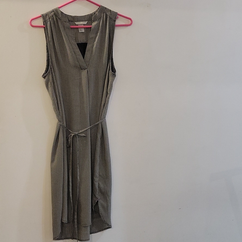 H&M - Black/White Sleeveless Dress